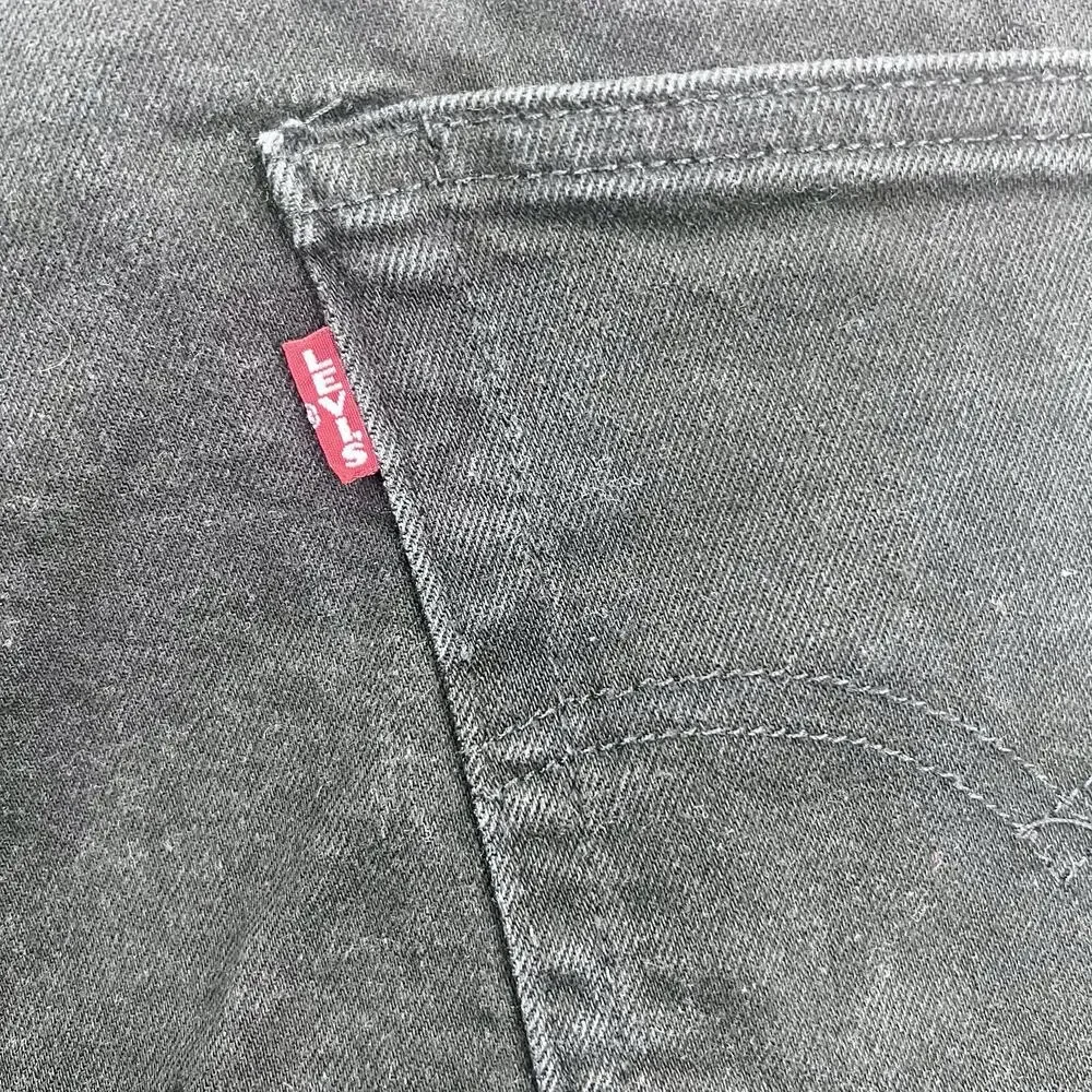 Levi’s 502 Premium Jeans Men’s W40 L32 Black Straight Taper Dark Wash